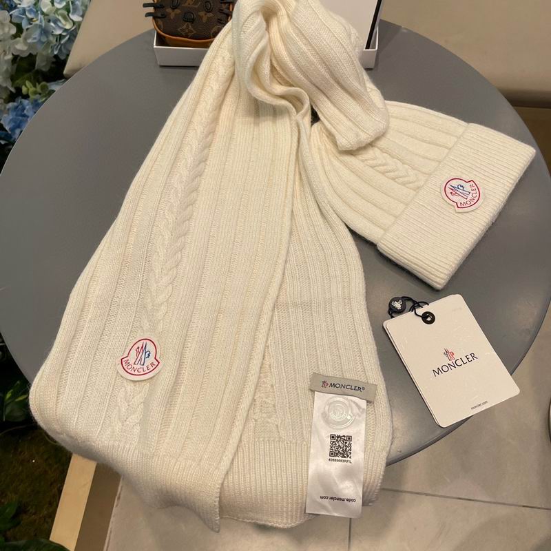 Moncler Scarf Hat (411)