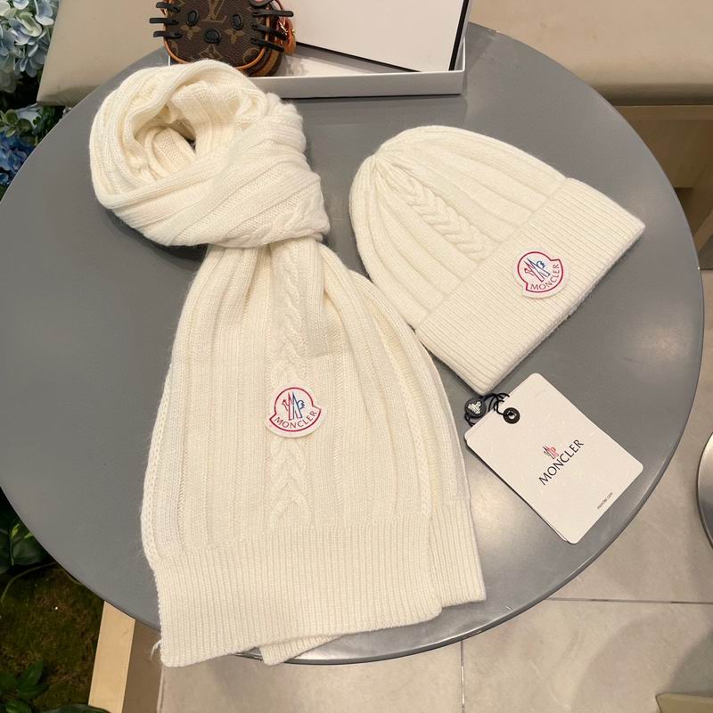 Moncler Scarf Hat (414)