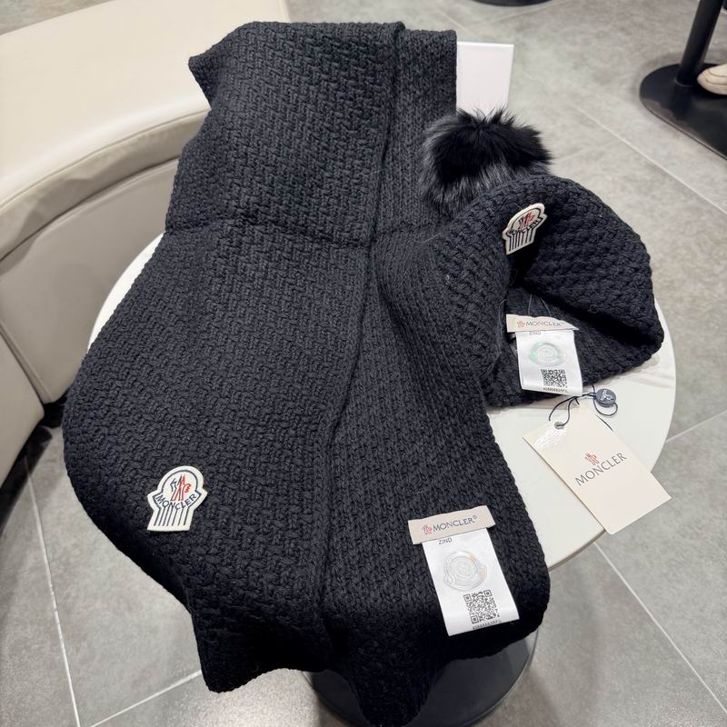 Moncler Scarf Hat (490)