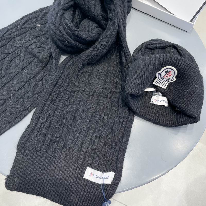 Moncler Scarf Hat (600)