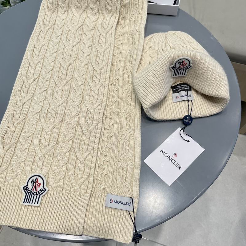 Moncler Scarf Hat (617)