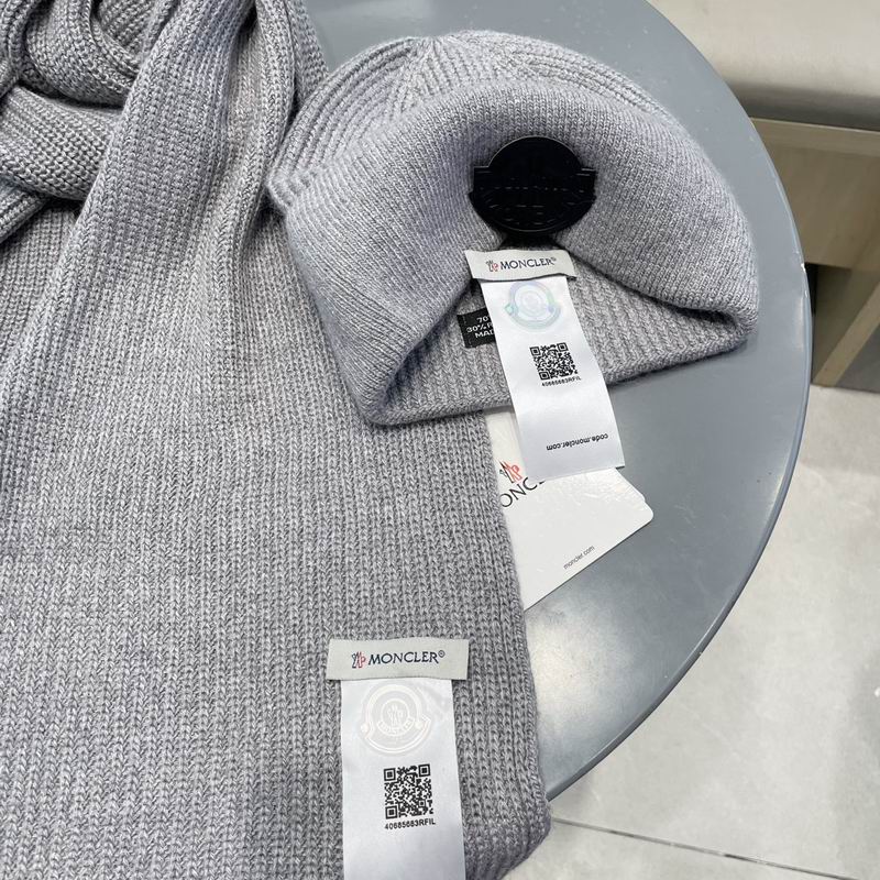 Moncler Scarf Hat (638)