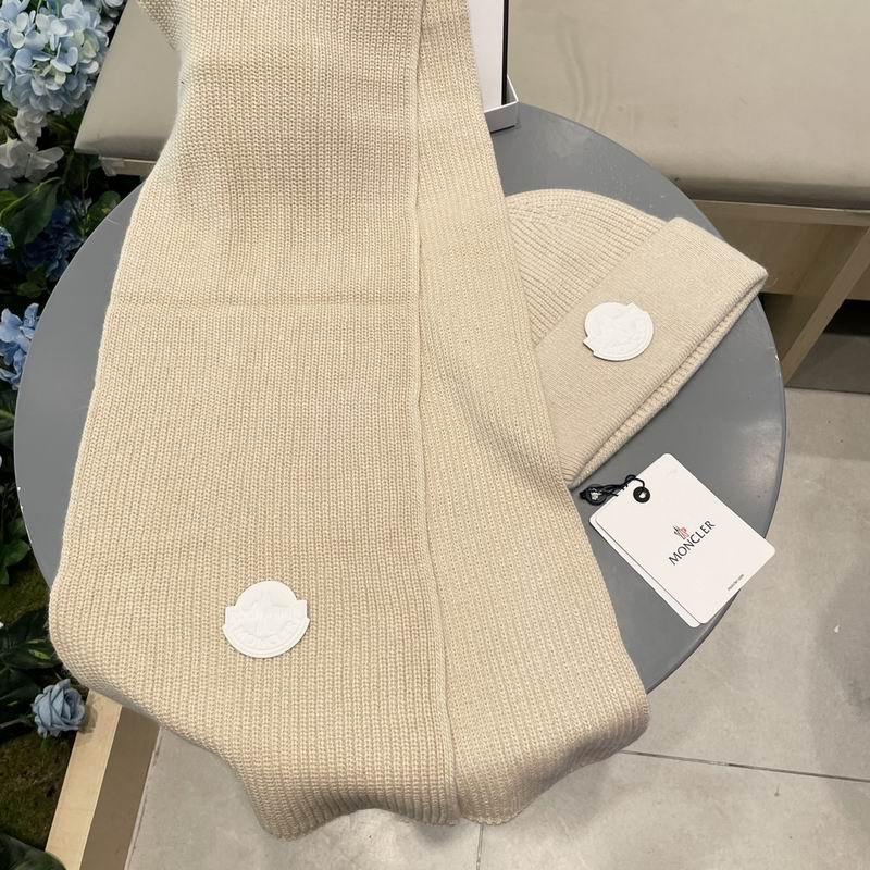 Moncler Scarf Hat (647)