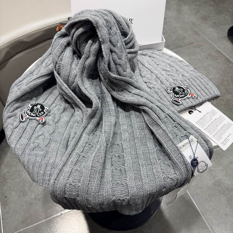 Moncler Scarf Hat (738)