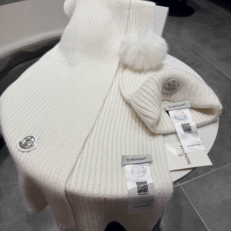 Moncler Scarf Hat (979)