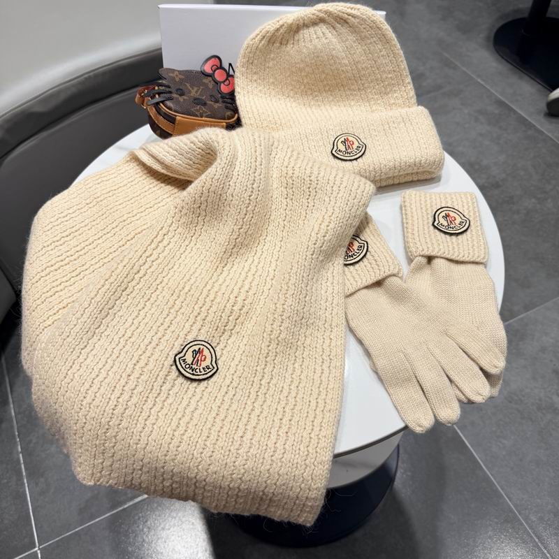 Moncler Scarf Hat Gloves (119)