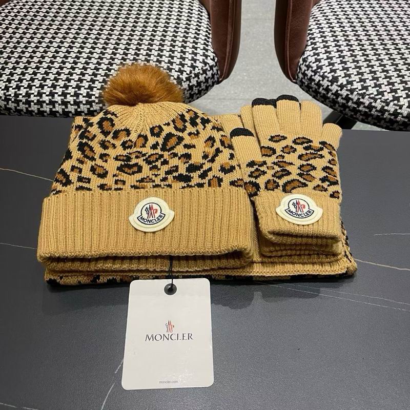 Moncler Scarf Hat Gloves (28)