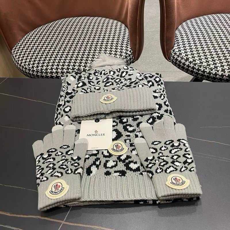Moncler Scarf Hat Gloves (8)