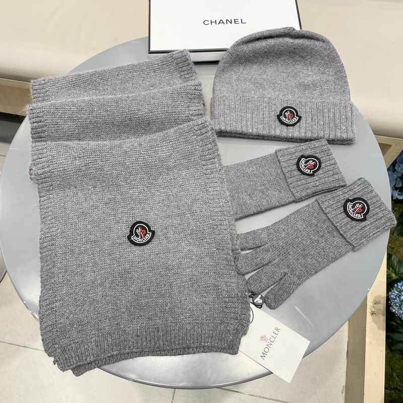 Moncler Scarf Hat Gloves  (156)