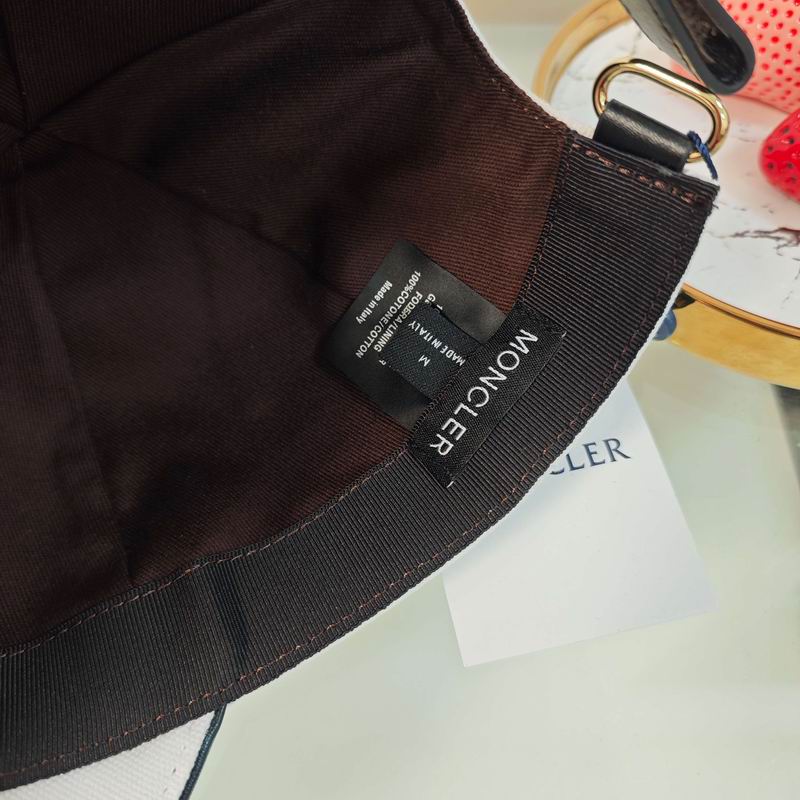 Moncler cap dx (350)