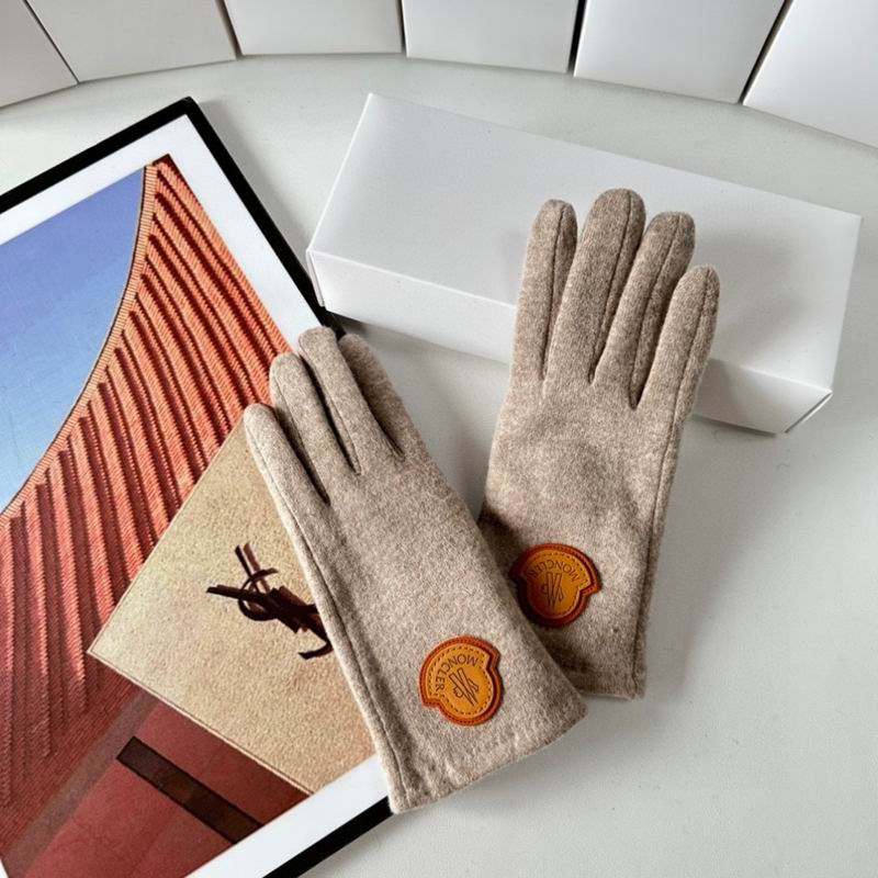 Moncler gloves 126 (15)