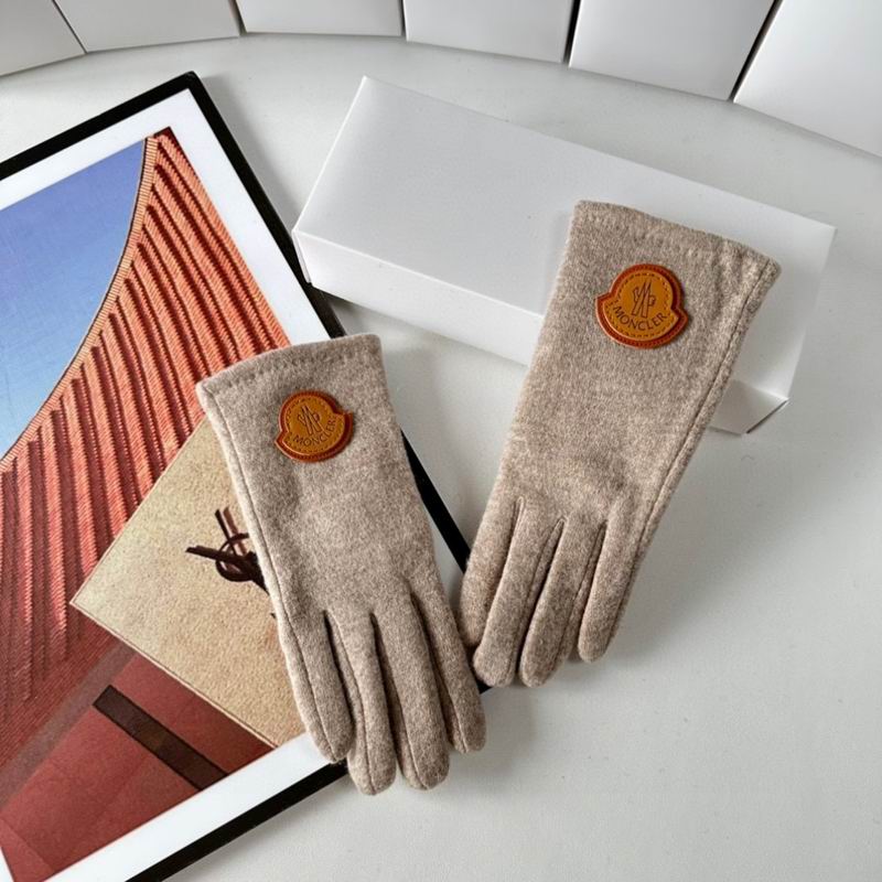 Moncler gloves 126 (16)