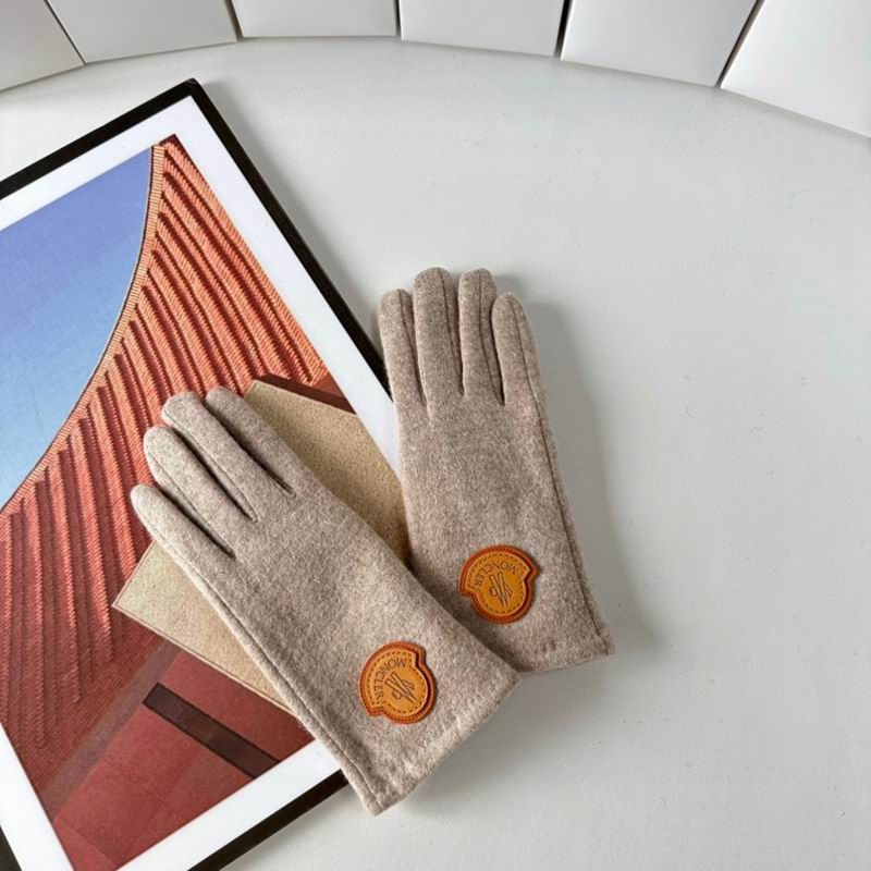Moncler gloves 126 (17)