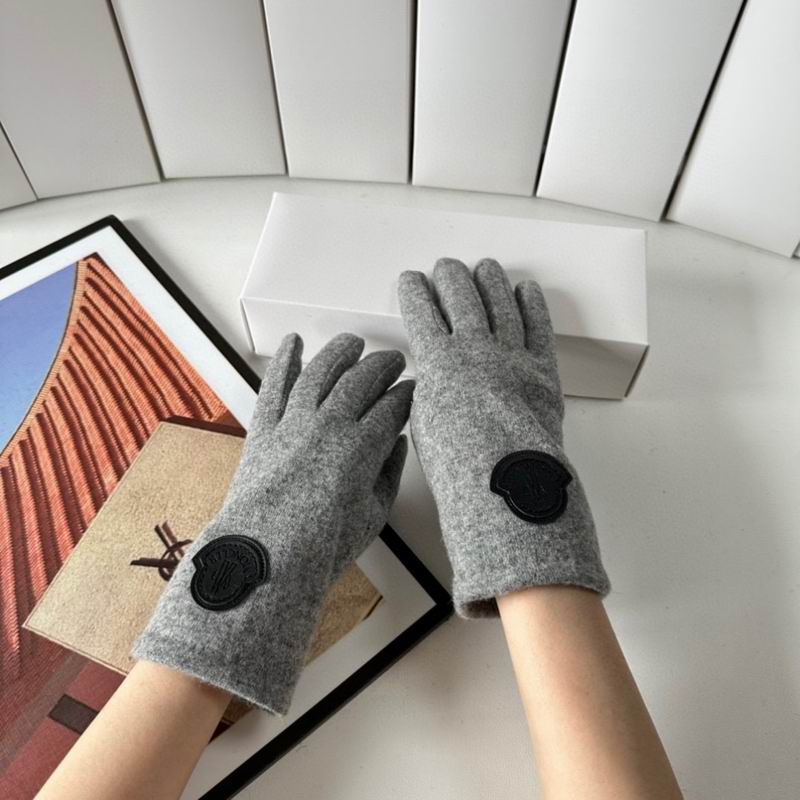 Moncler gloves 126 (4)