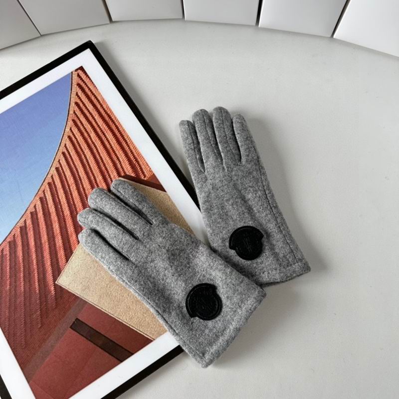 Moncler gloves 126 (9)