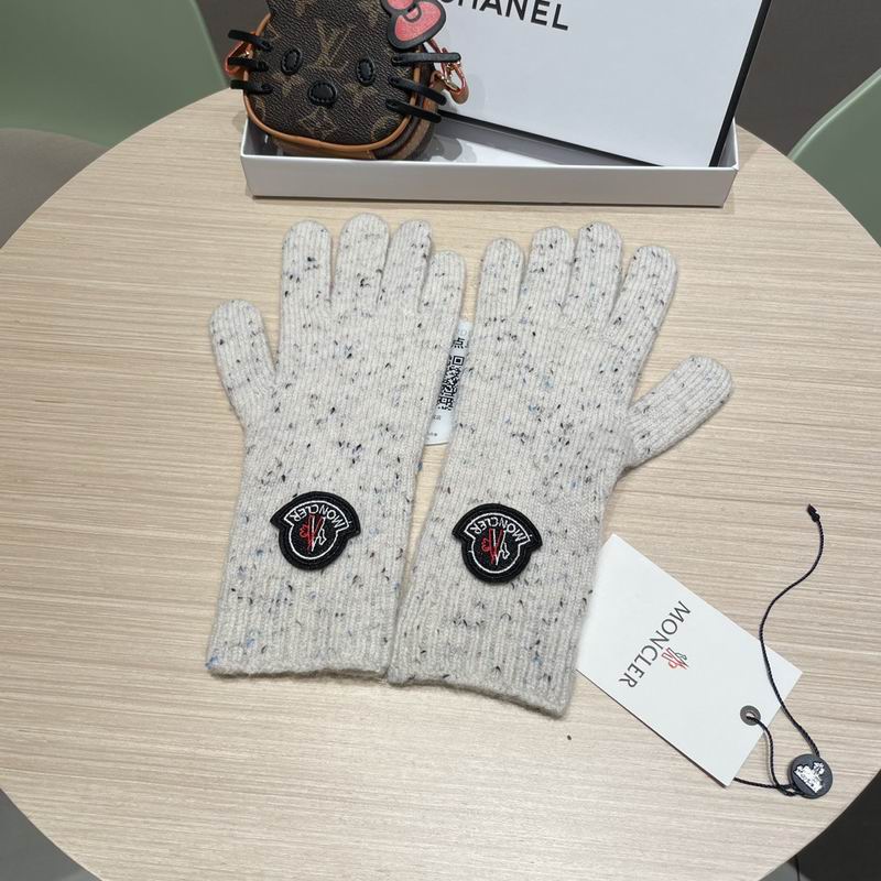 Moncler gloves 20 (27)