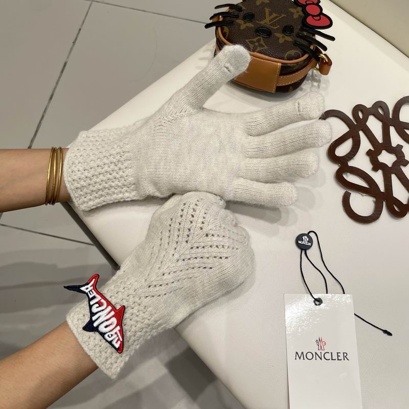 Moncler gloves 28 (1)