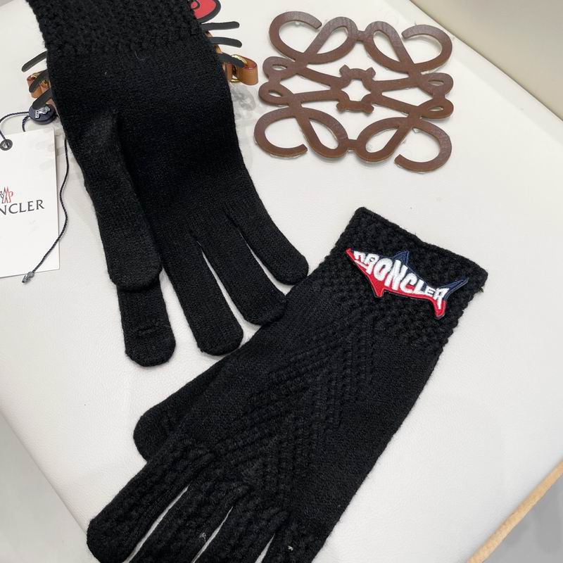 Moncler gloves 28 (15)