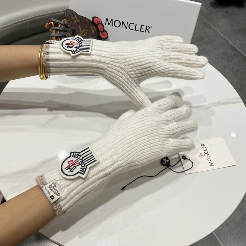 Moncler gloves 79 (3)