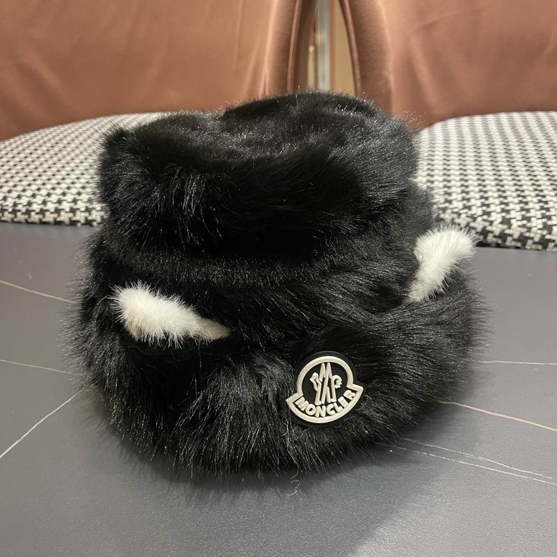 Moncler hat (100)