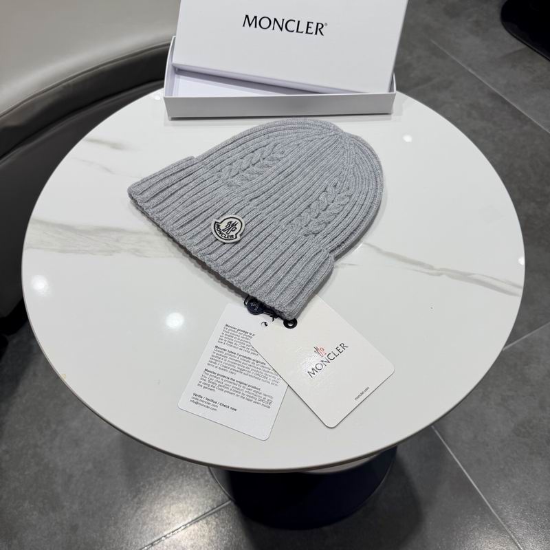 Moncler hat (1018)