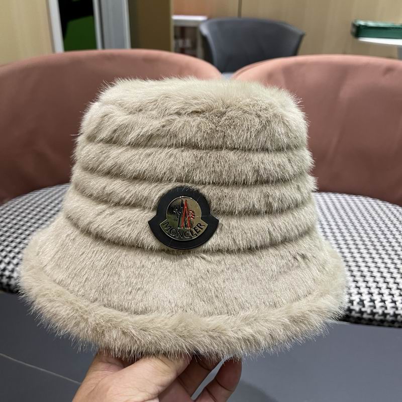 Moncler hat (2020)