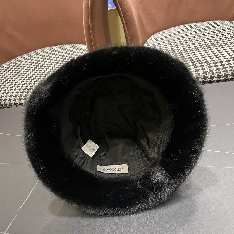 Moncler hat (2029)