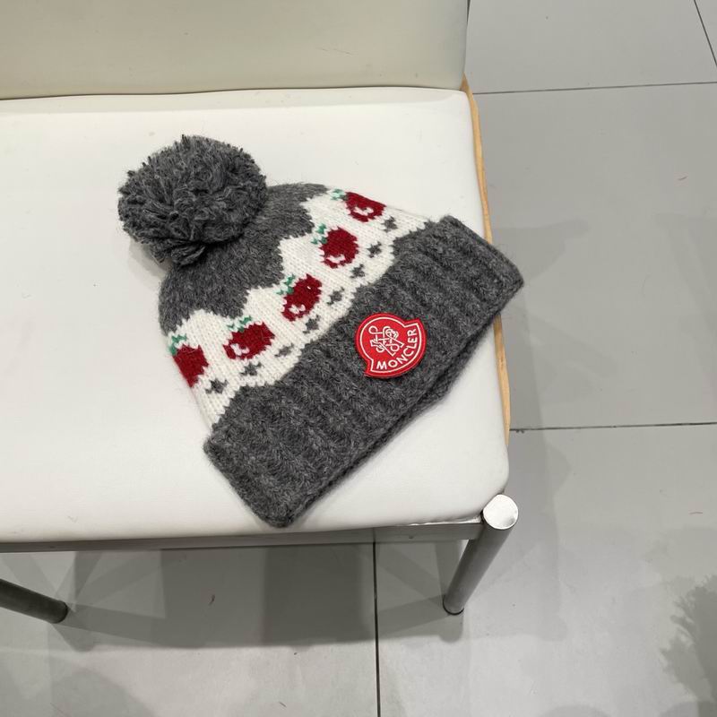 Moncler hat (2103)