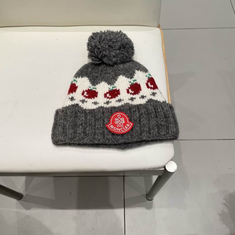 Moncler hat (2105)