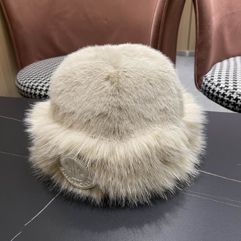 Moncler hat (242)