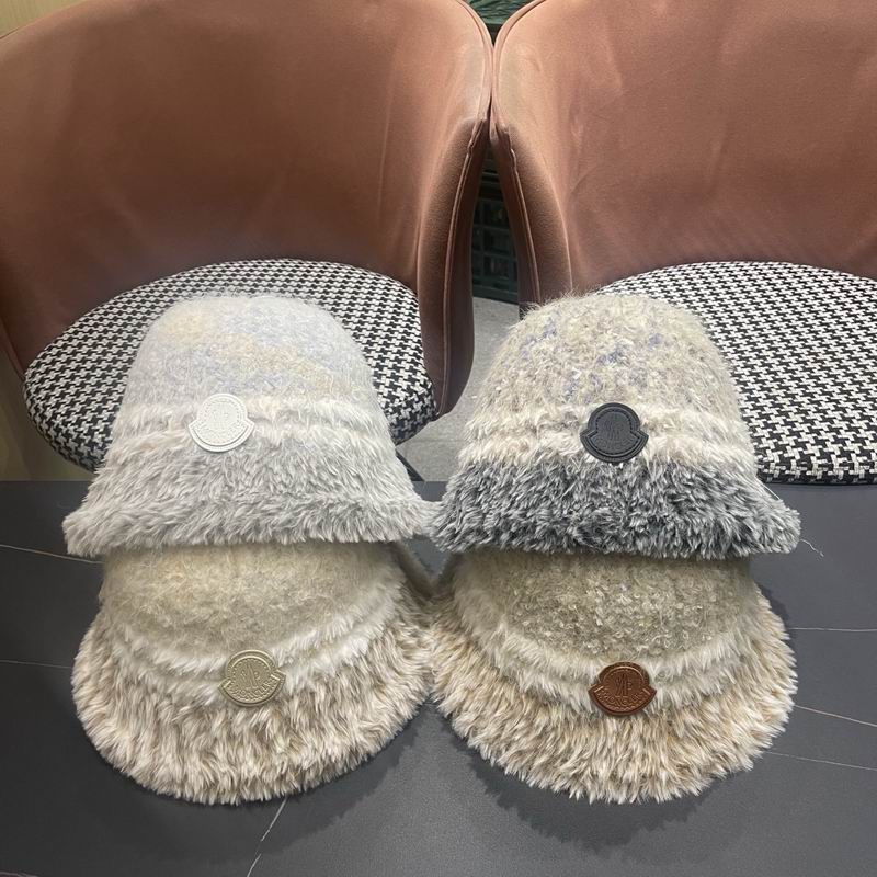 Moncler hat (345)