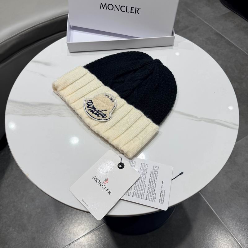 Moncler hat (588)
