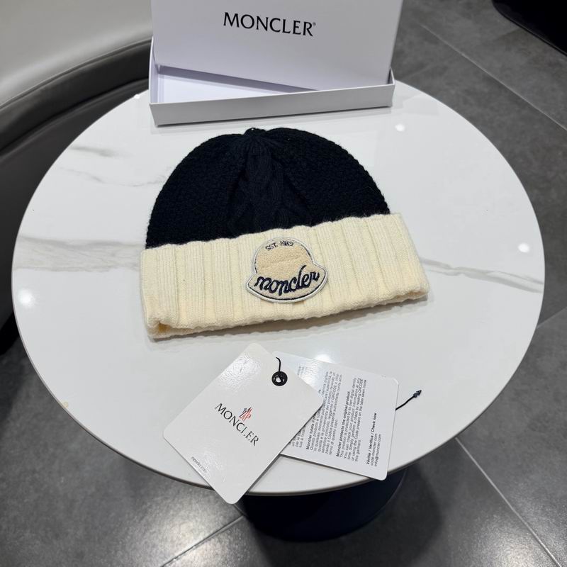 Moncler hat (589)