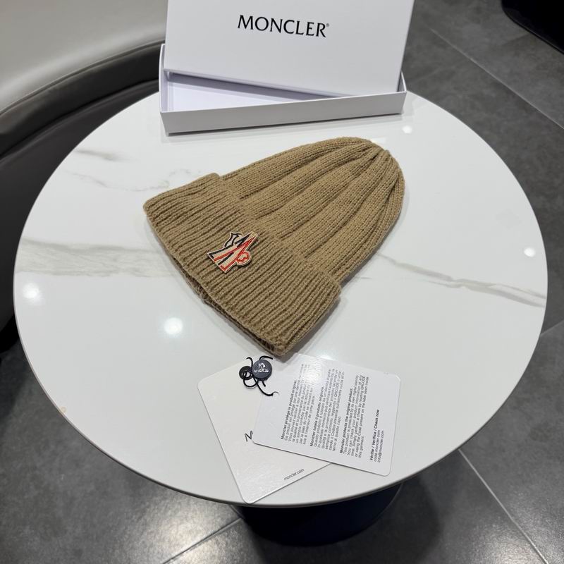 Moncler hat (623)