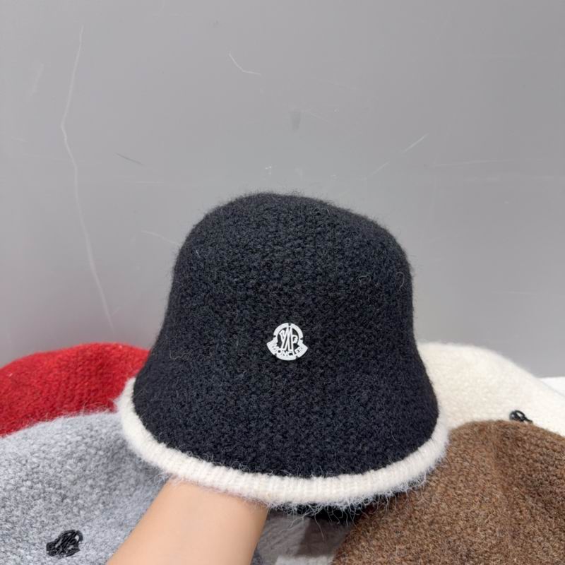 Moncler hat (635)