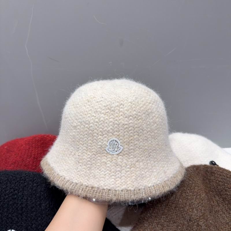 Moncler hat (637)