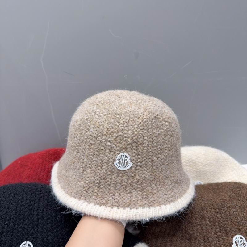 Moncler hat (639)