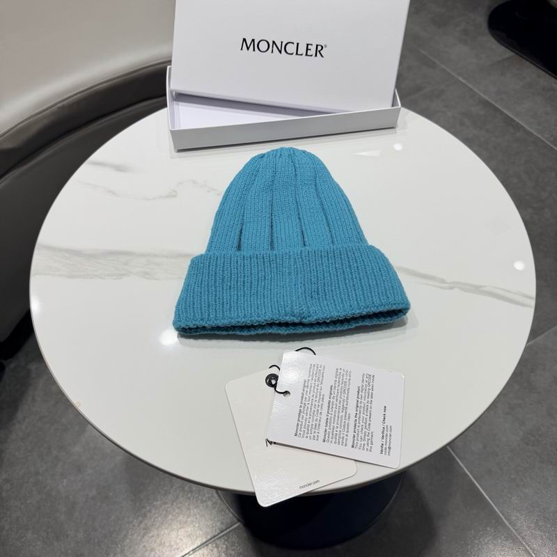 Moncler hat (645)