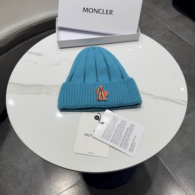 Moncler hat (651)