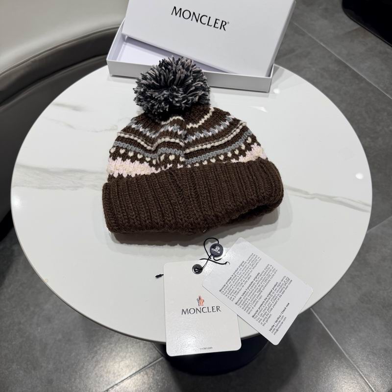 Moncler hat (663)