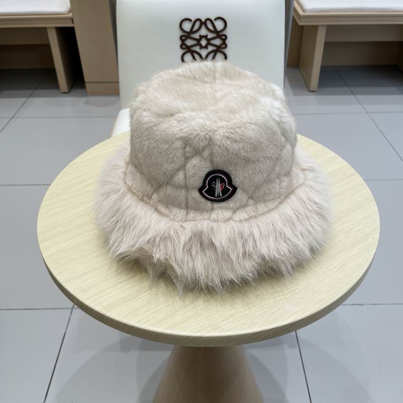 Moncler hat (711)