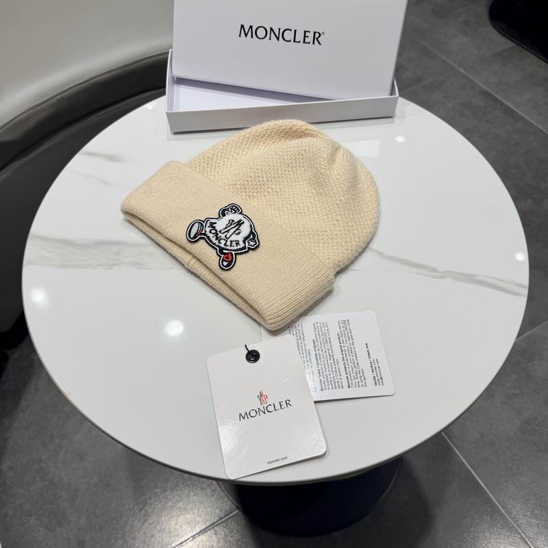 Moncler hat (713)
