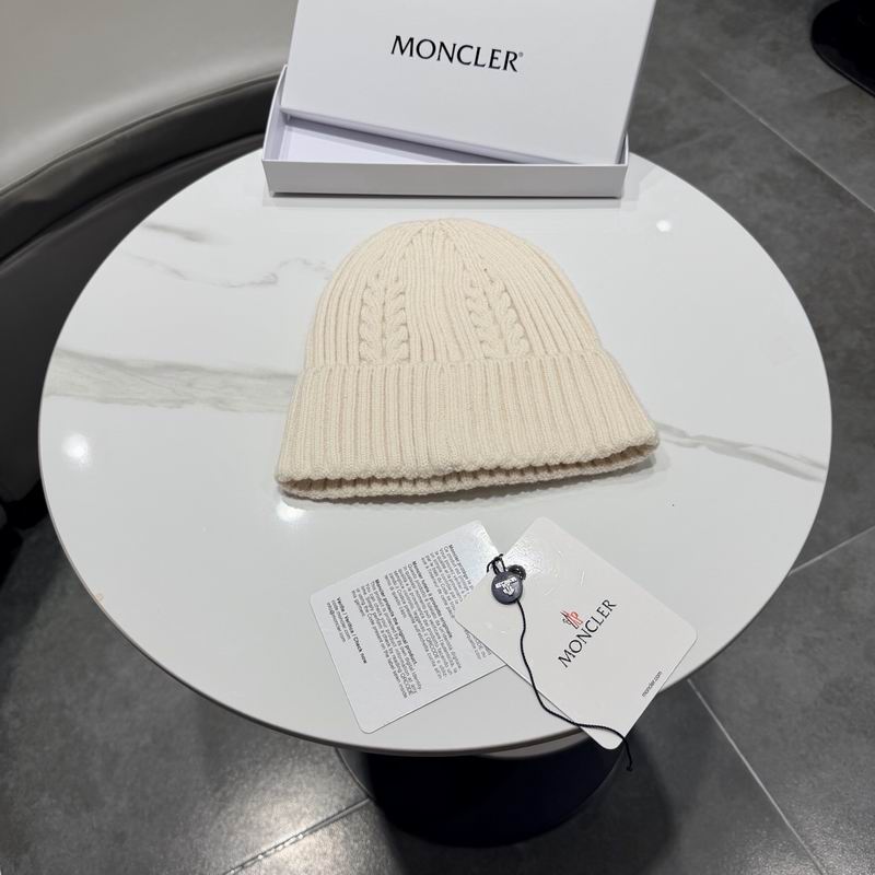 Moncler hat (734)