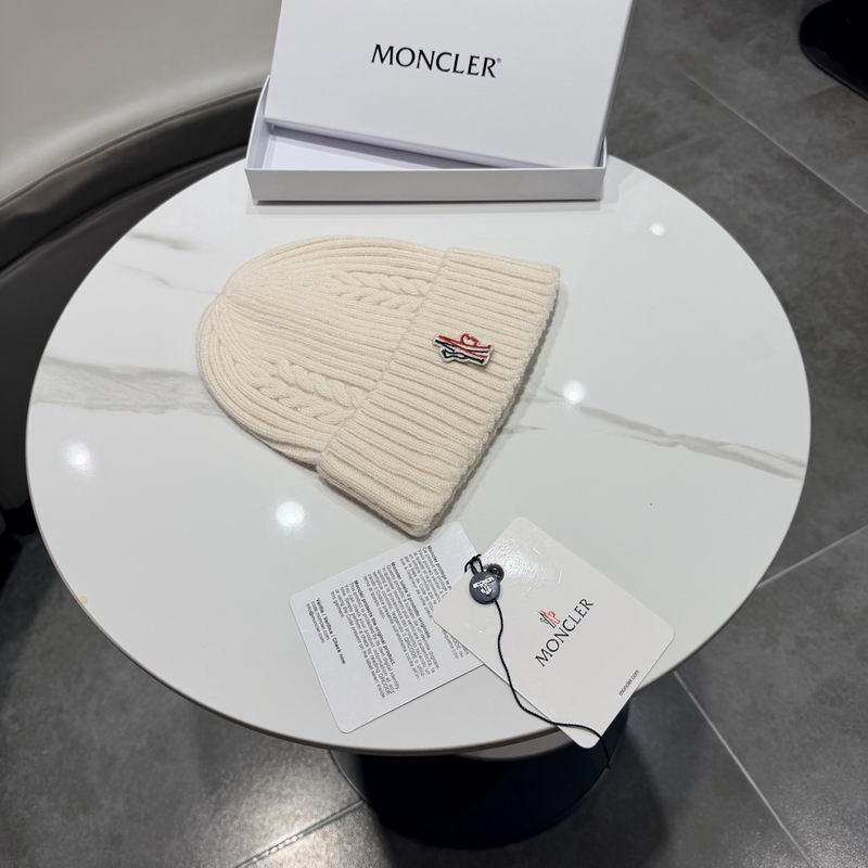 Moncler hat (738)