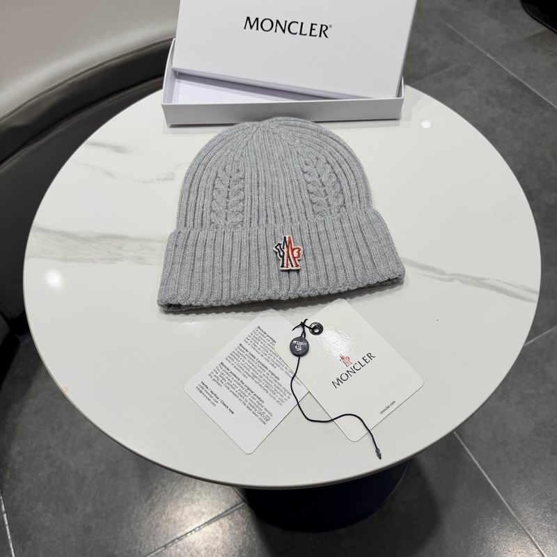 Moncler hat (749)