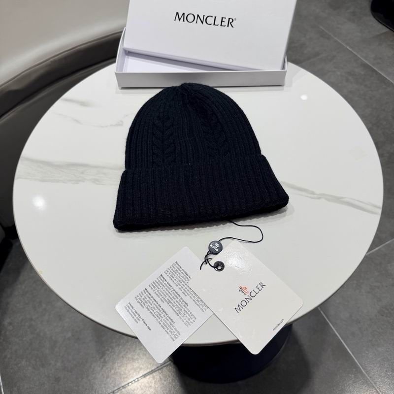 Moncler hat (752)