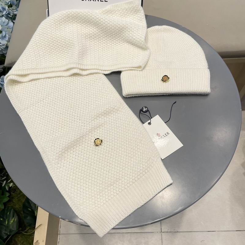Moncler scarf hat (294)