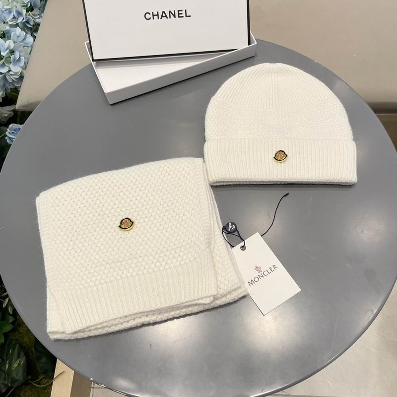 Moncler scarf hat (297)