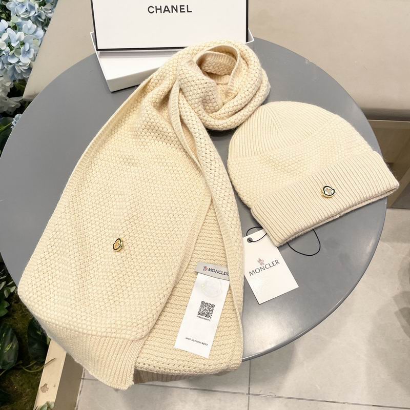 Moncler scarf hat (298)