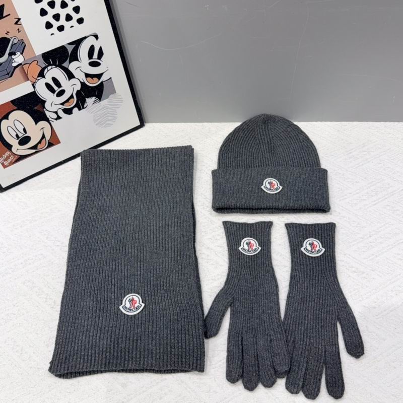 Moncler scarf hat gloves (107)